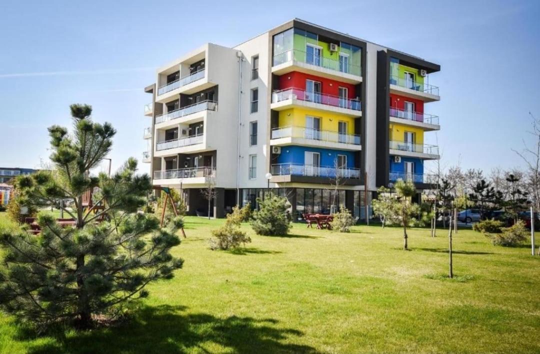 Tranzzit Airport Apartment II Отопени Экстерьер фото