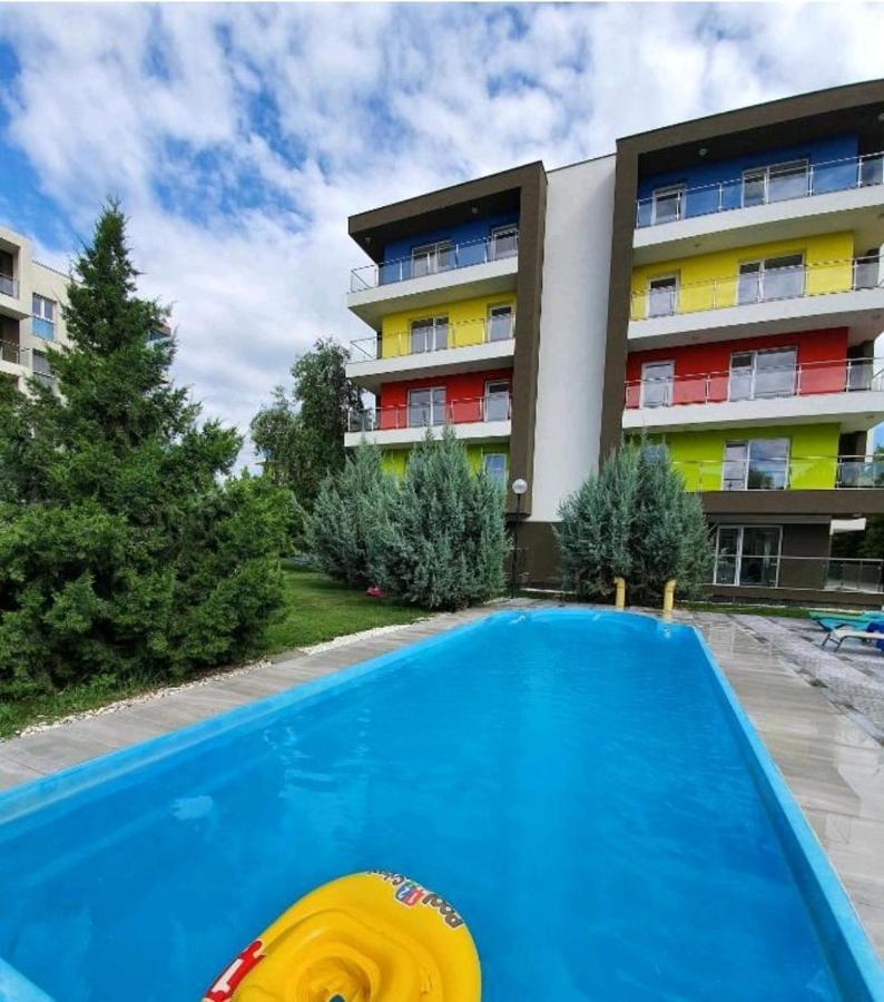 Tranzzit Airport Apartment II Отопени Экстерьер фото