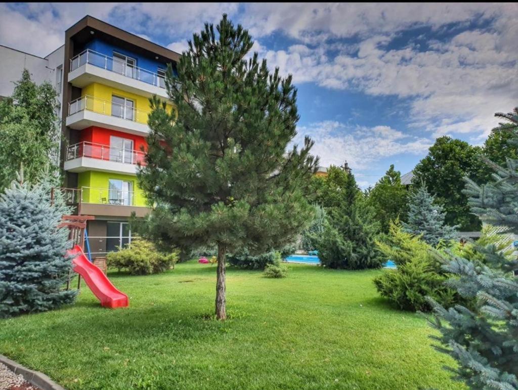 Tranzzit Airport Apartment II Отопени Экстерьер фото